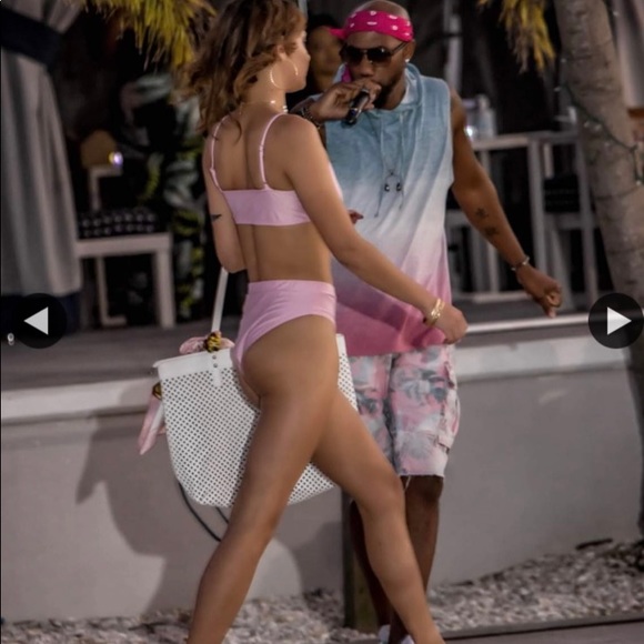 The roomy large leather tote - Picture 5 of 13